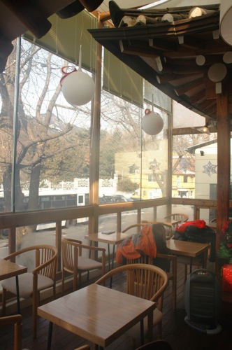 A cafe is open! A cafe is open!