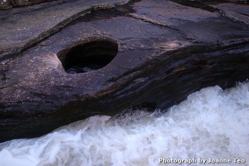 Punchbowl at River Quioch. Punchbowl at River Quioch.