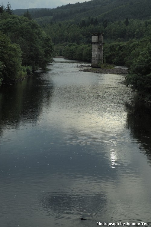 Pillar of bridge that once supported the tracks of defunct Invergarry & Fort Augustus railway. Pillar of bridge that once supported the tracks of defunct Invergarry & Fort Augustus railway.