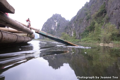 20130228-013739_R0017087 Paddling up Van Long.
