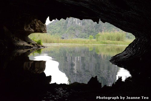 20130228-020818_JTJ_2204 Emerging from the entrance of cave at Van Lung.