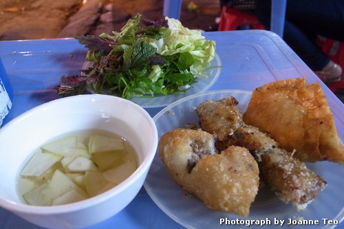 20130228-120749_R0017142 Parts of the Nem dish.