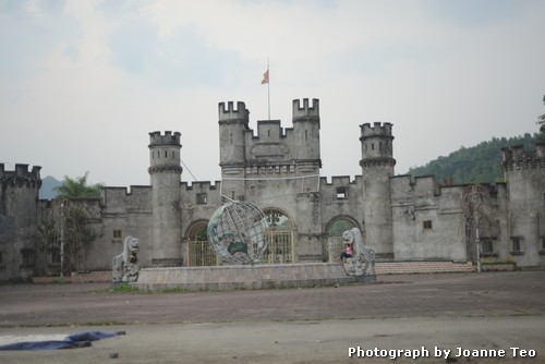 20130302-101153_JTJ_2867 A theme park (closed down) in Hagiang.